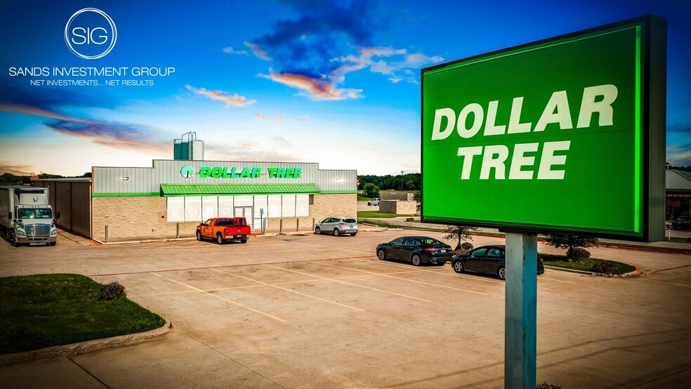 915 S Highway 377, Aubrey, TX for sale - Building Photo - Image 1 of 1