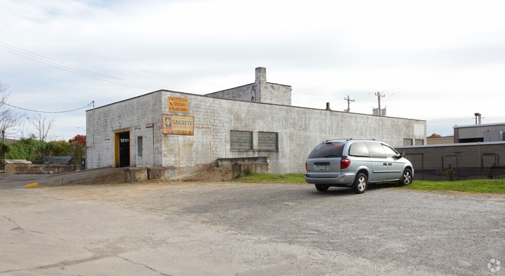 333-335 Meade St, Pittsburgh, PA for lease - Building Photo - Image 2 of 18