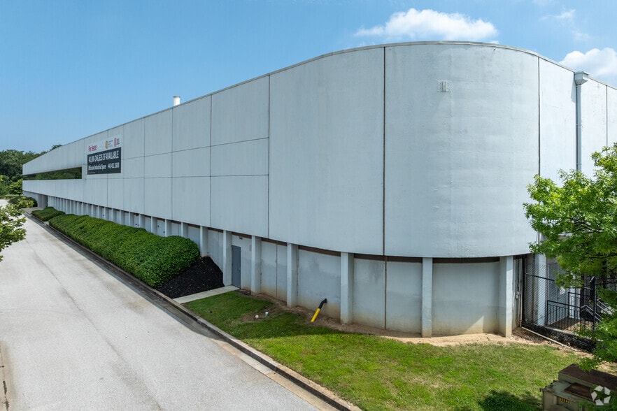 3030 Waterview Ave, Baltimore, MD for lease - Primary Photo - Image 2 of 5