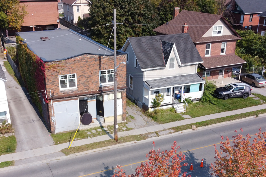 154-156 William St E, Oshawa, ON for sale - Primary Photo - Image 2 of 10