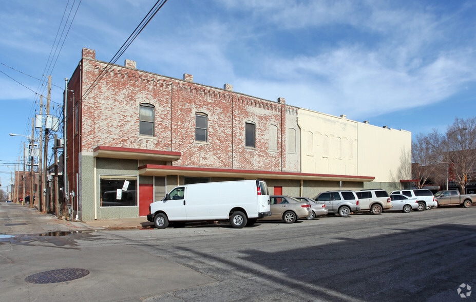624 S Main St, Stillwater, OK for sale - Building Photo - Image 2 of 4