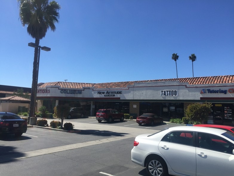 10885-10909 Los Alamitos Blvd, Los Alamitos, CA for lease - Building Photo - Image 2 of 27
