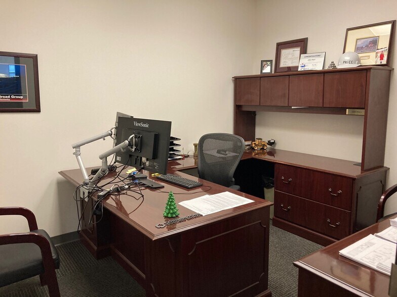 1547 Mountain Rd, Andersonville, TN 37705 TA162 Office