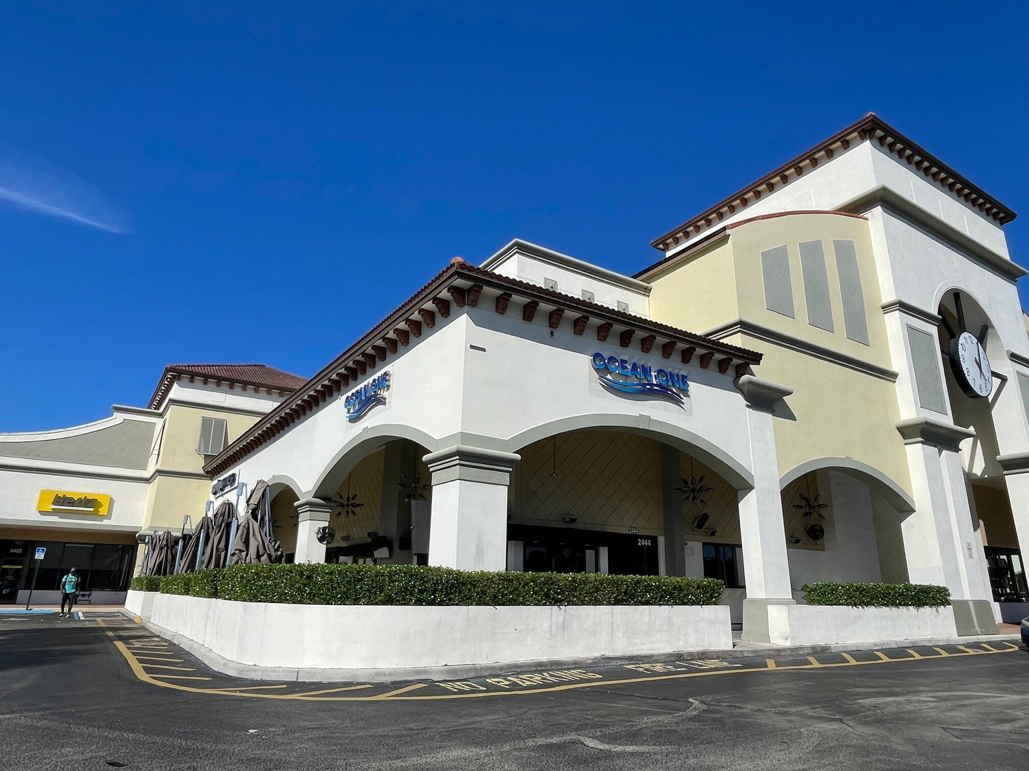 2321-2355 N University Dr, Coral Springs, FL for lease Building Photo- Image 1 of 3