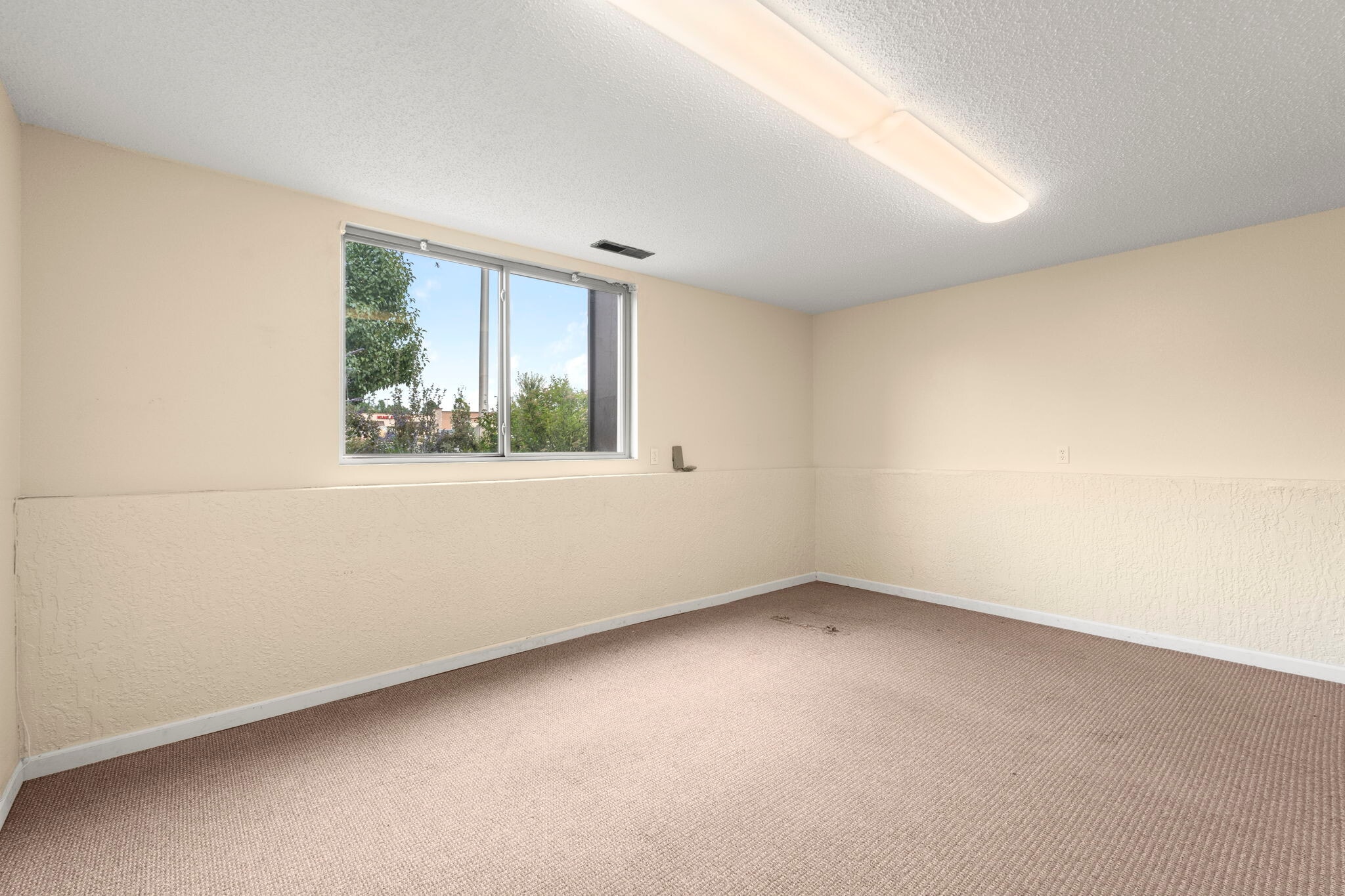 4390 N Academy Blvd, Colorado Springs, CO for lease Interior Photo- Image 1 of 2