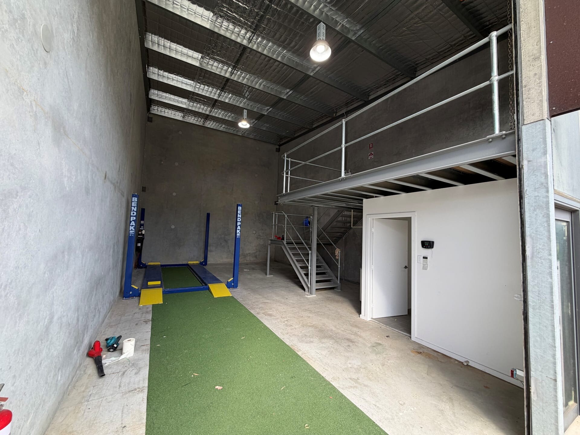 46 Montague St, North Wollongong for lease Interior Photo- Image 1 of 4