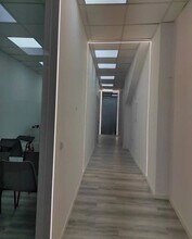 Retail in Madrid, Madrid for lease Interior Photo- Image 2 of 2