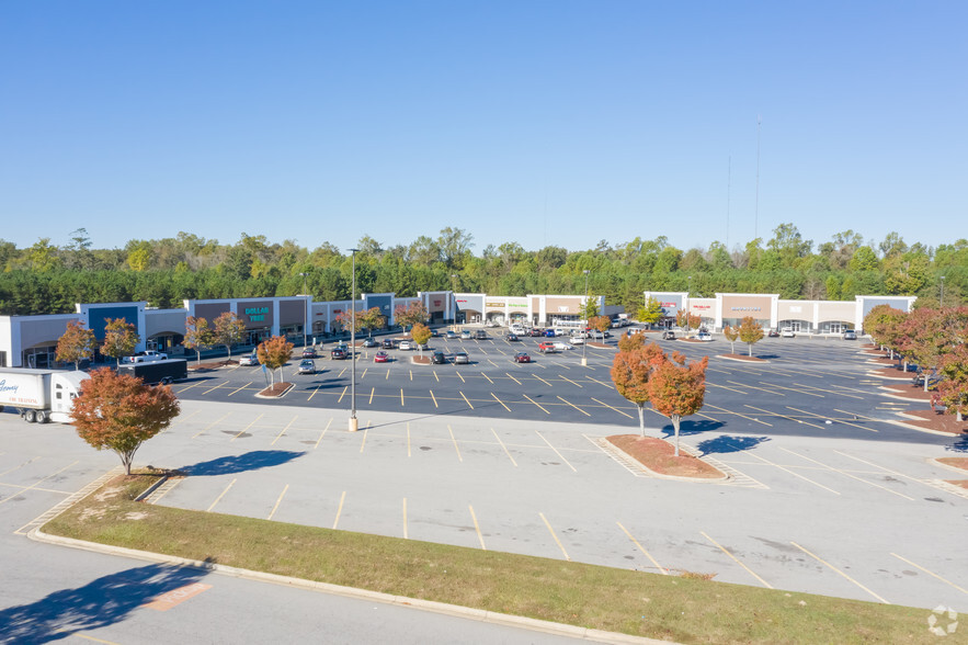 813-905 Town Centre Blvd, Clayton, NC for sale - Primary Photo - Image 1 of 1