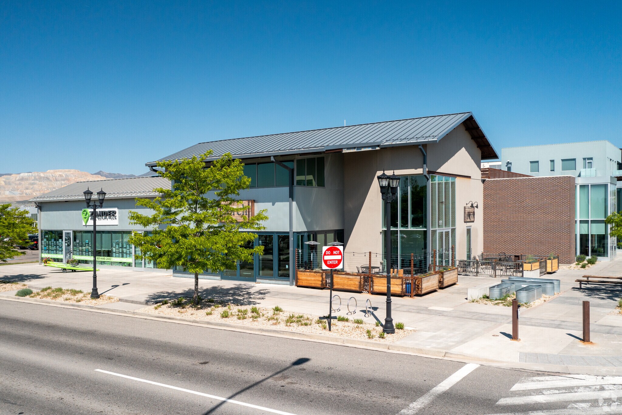 11274 Kestrel Rise Rd, South Jordan, UT for sale Primary Photo- Image 1 of 1