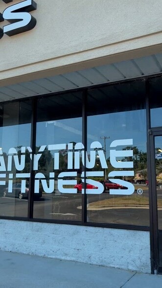 3219 Apalachee Pky, Tallahassee, FL for lease - Commercial Listing Video - Image 2 of 16