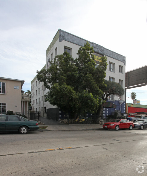 1516 N Normandie Ave, Los Angeles, CA for sale - Building Photo - Image 3 of 4