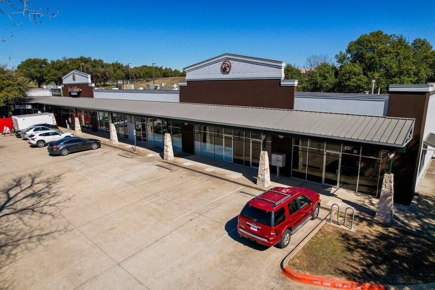 8201 Cross Park Dr, Austin, TX for lease - Building Photo - Image 2 of 20