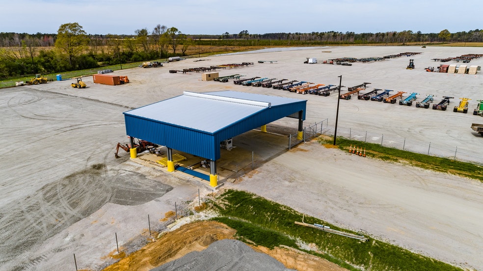 249 W Fairfield Rd, Dillon, SC for lease - Primary Photo - Image 1 of 3