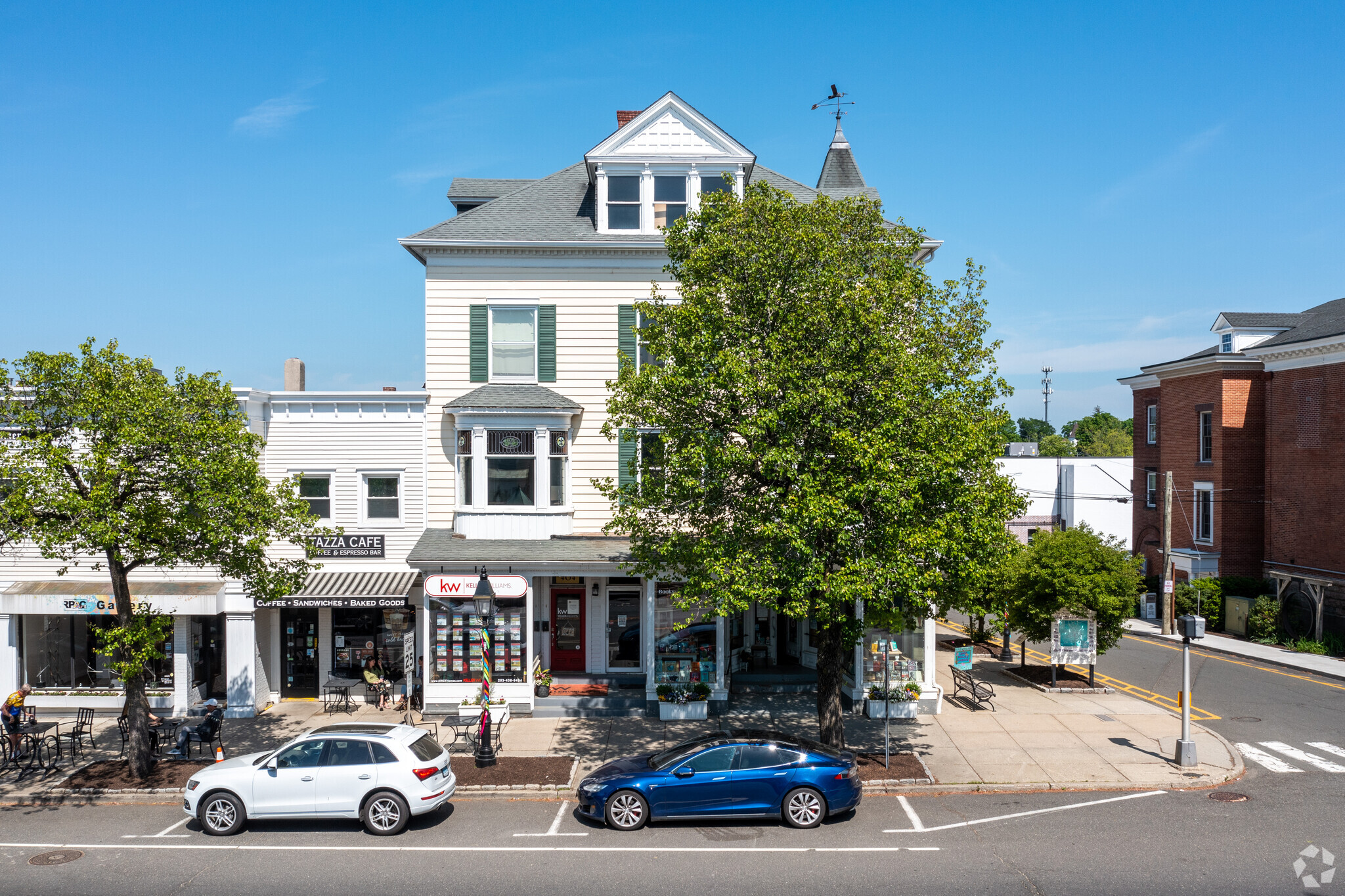 404-424 Main St, Ridgefield, CT for lease Building Photo- Image 1 of 9