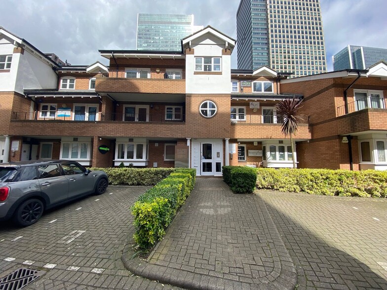 Admirals Way, London for lease - Primary Photo - Image 1 of 2