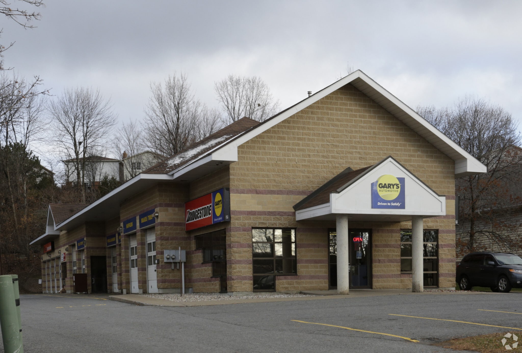 36 Edgewater St, Ottawa, ON for sale Primary Photo- Image 1 of 1