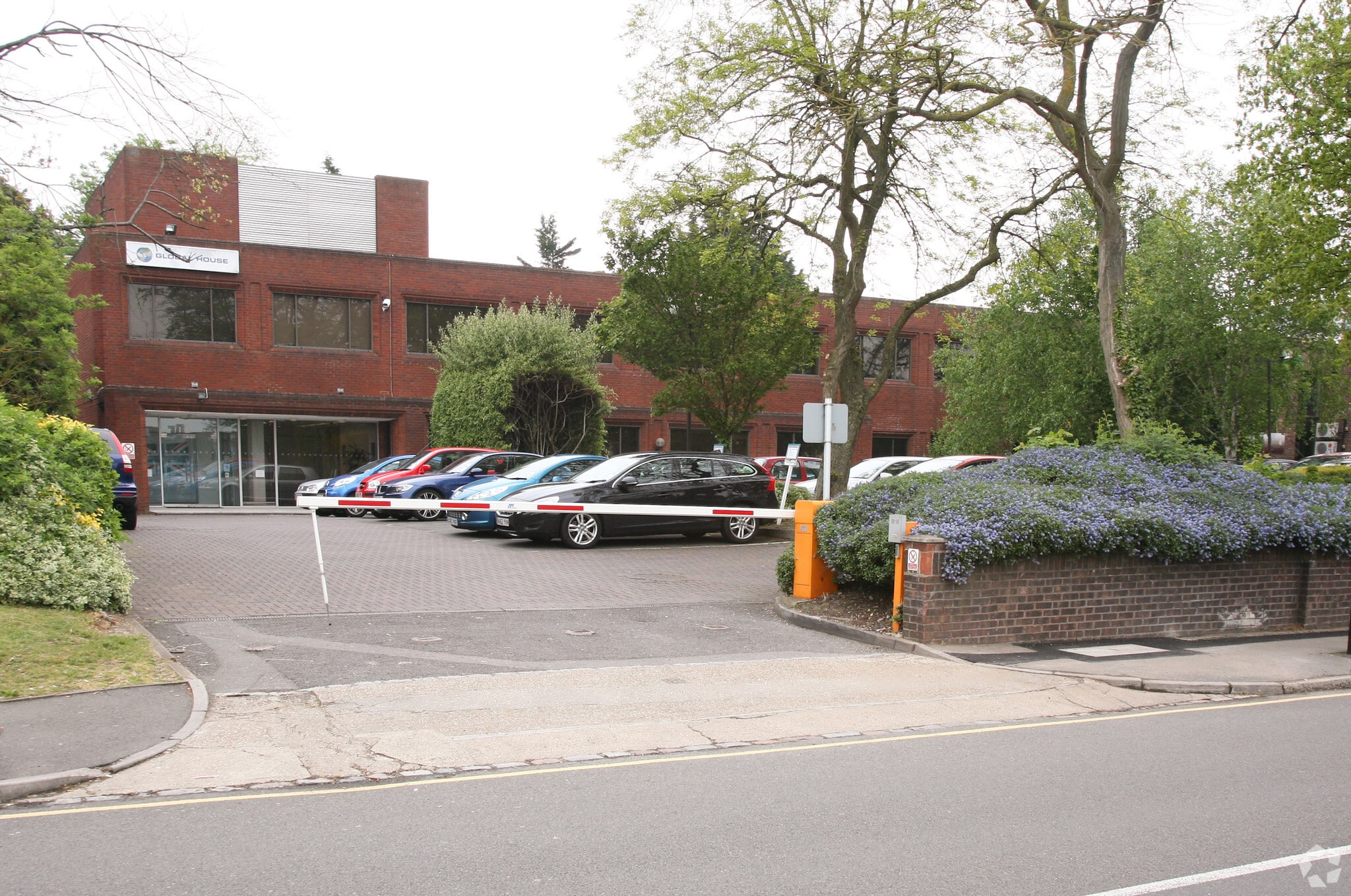 424 Bath Rd, West Drayton for sale Primary Photo- Image 1 of 1