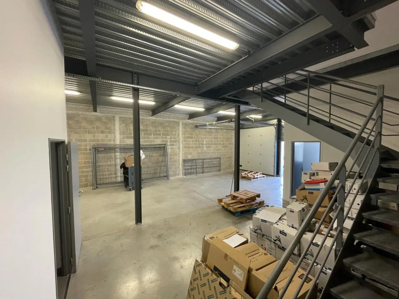 Flex in SAINT-OUEN-L'AUMONE for lease Building Photo- Image 1 of 11