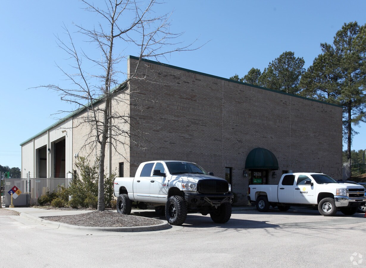 2820 Superior Dr, Wake Forest, NC 27587