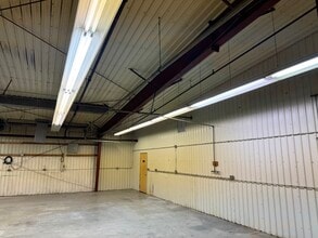 1930 W 1st St, Blue Earth, MN for sale Interior Photo- Image 1 of 4