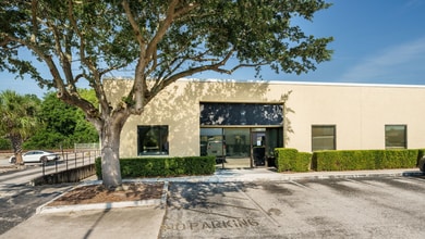 100 Candace Dr, Maitland, FL for lease Building Photo- Image 2 of 8