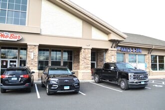 224 Berlin Tpke, Berlin, CT for lease Interior Photo- Image 2 of 9