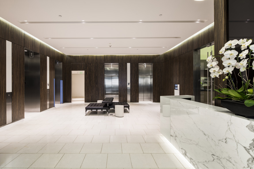 233 Wilshire Blvd, Santa Monica, CA for lease - Lobby - Image 3 of 26