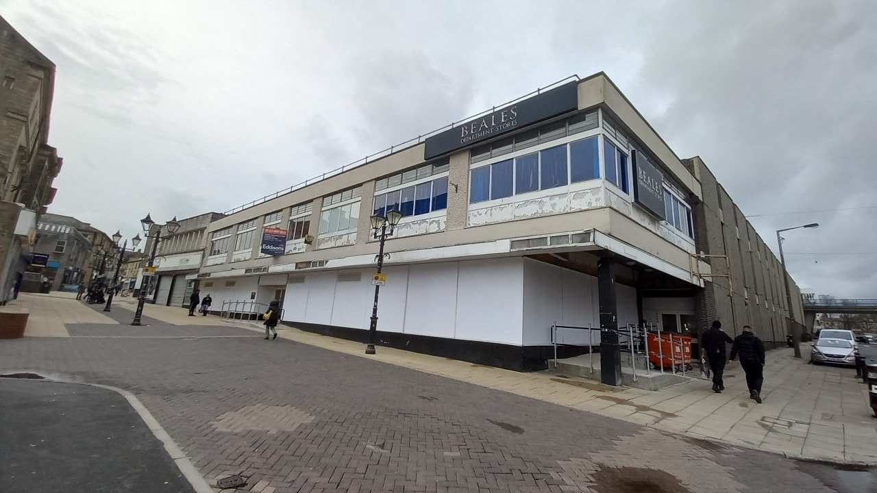 49 Low St, Keighley for sale Building Photo- Image 1 of 7