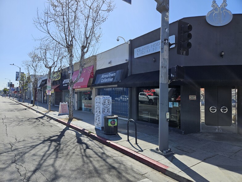 7376-7384 Melrose Ave, Los Angeles, CA for lease - Building Photo - Image 1 of 6