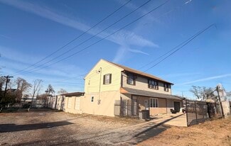 9,500 sq. ft. warehouse with 2 rental units - Duplex Property
