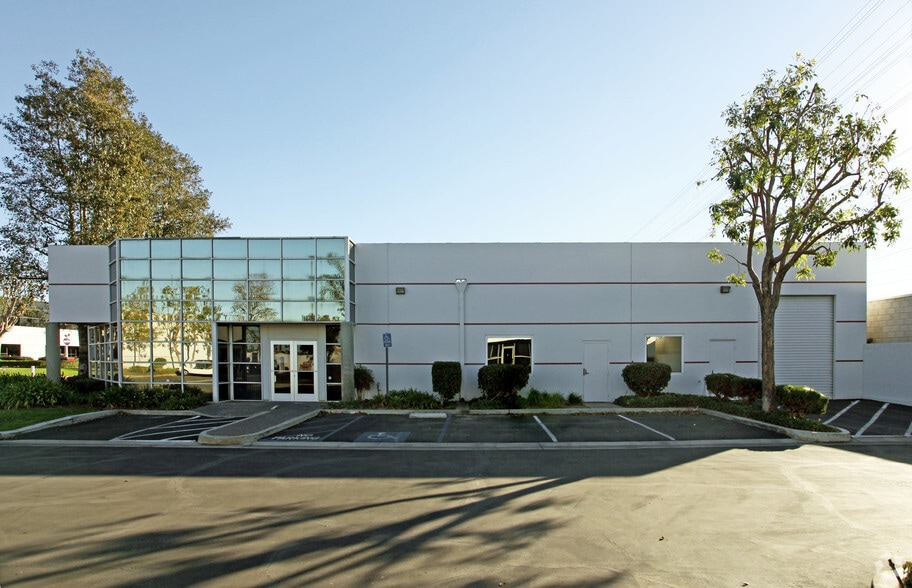1544 W Yale Ave, Orange, CA for lease - Building Photo - Image 2 of 2