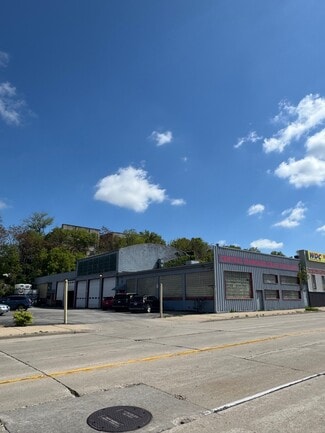 More details for 2330 W Clybourn St, Milwaukee, WI - Industrial for Sale