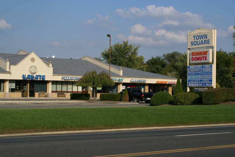 302 White Horse Pike, Atco, NJ for lease - Building Photo - Image 1 of 1