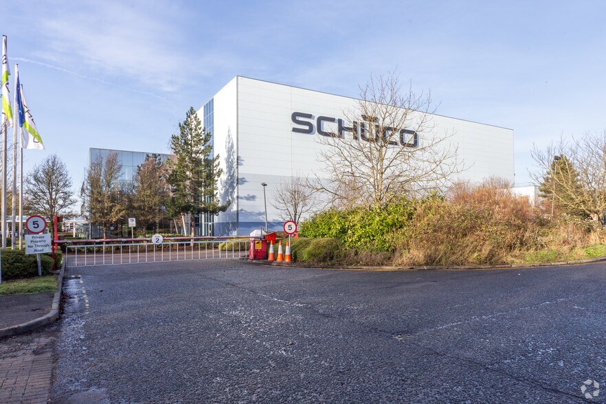 Whitehall Ave, Milton Keynes for lease - Building Photo - Image 2 of 6