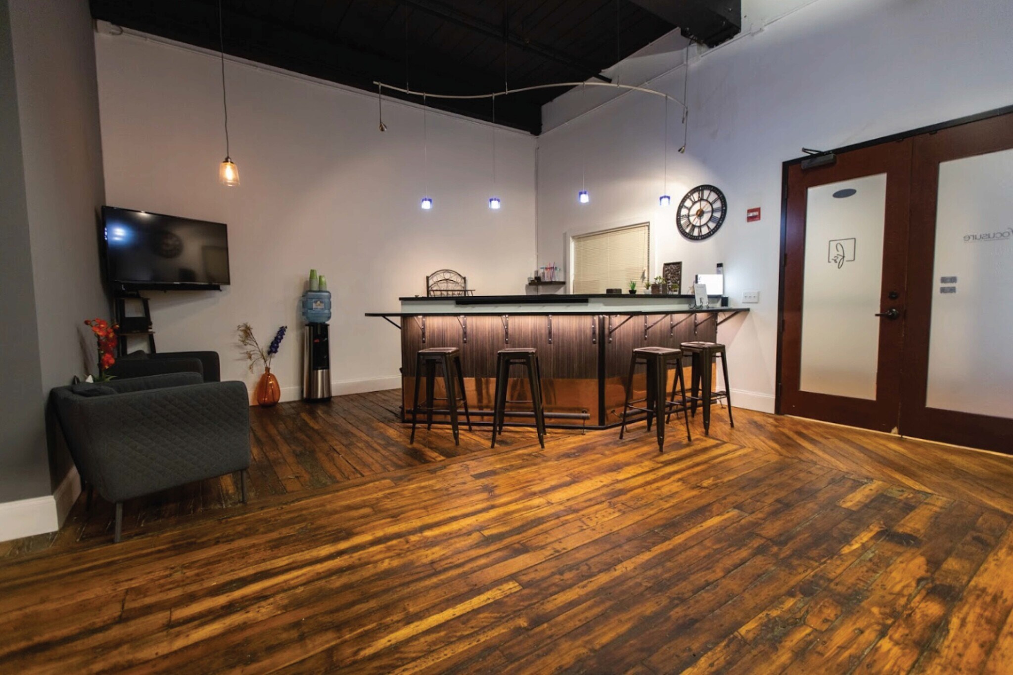 250 Commercial St, Manchester, NH 03101 Waumbec Commercial Center