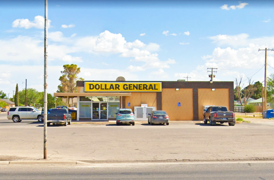 1001 W Dickinson Blvd, Fort Stockton, TX for sale - Primary Photo - Image 1 of 4