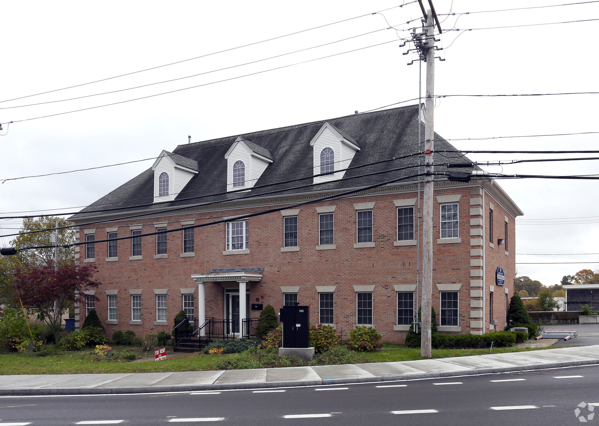 100 Centerville Rd, Warwick, RI for sale Primary Photo- Image 1 of 1