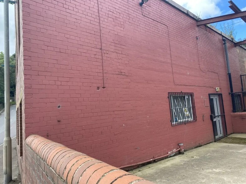 Elland Rd, Brighouse for lease - Building Photo - Image 3 of 3