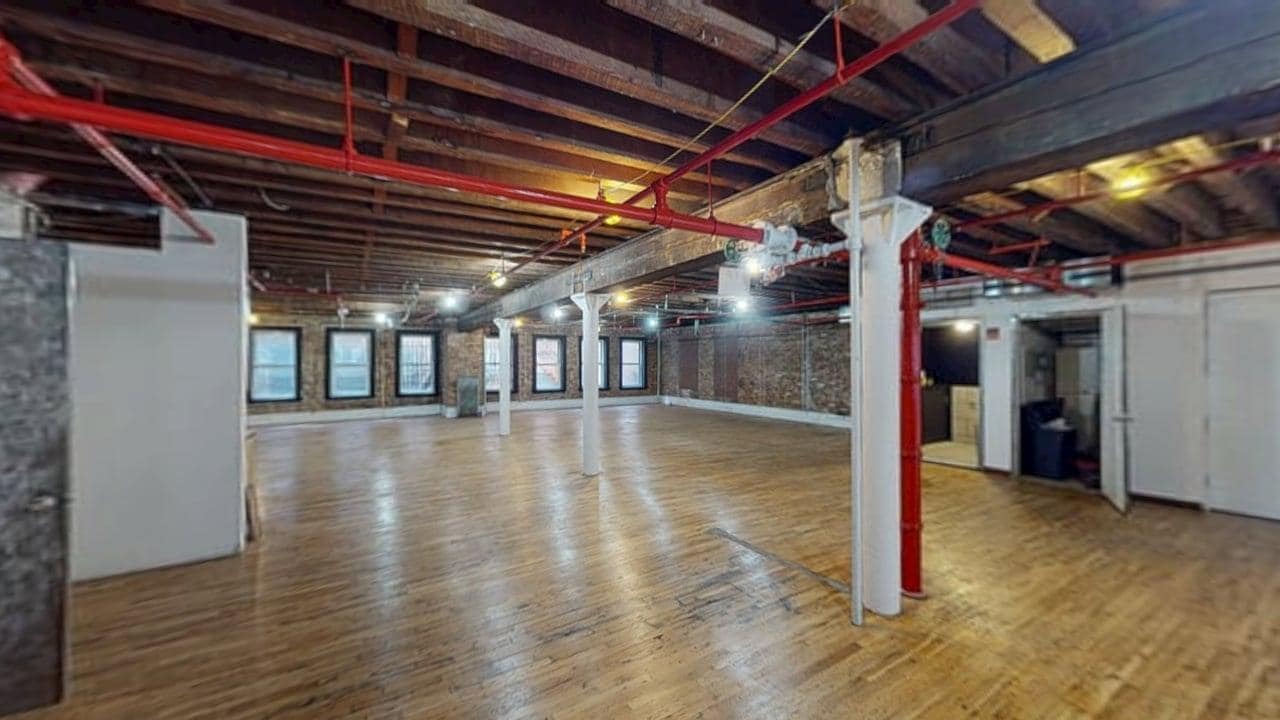 134 W 25th St, New York, NY for lease Interior Photo- Image 1 of 9