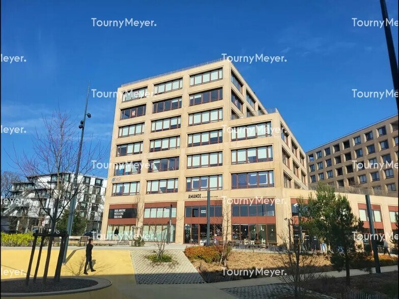 Office in Cesson-Sévigné for lease - Building Photo - Image 1 of 8