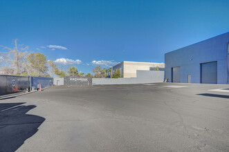 2400-2402 N Tenaya Way, Las Vegas, NV for lease Building Photo- Image 2 of 9