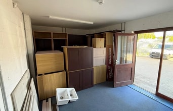23 Kinwarton Farm Rd, Alcester for lease Interior Photo- Image 2 of 13