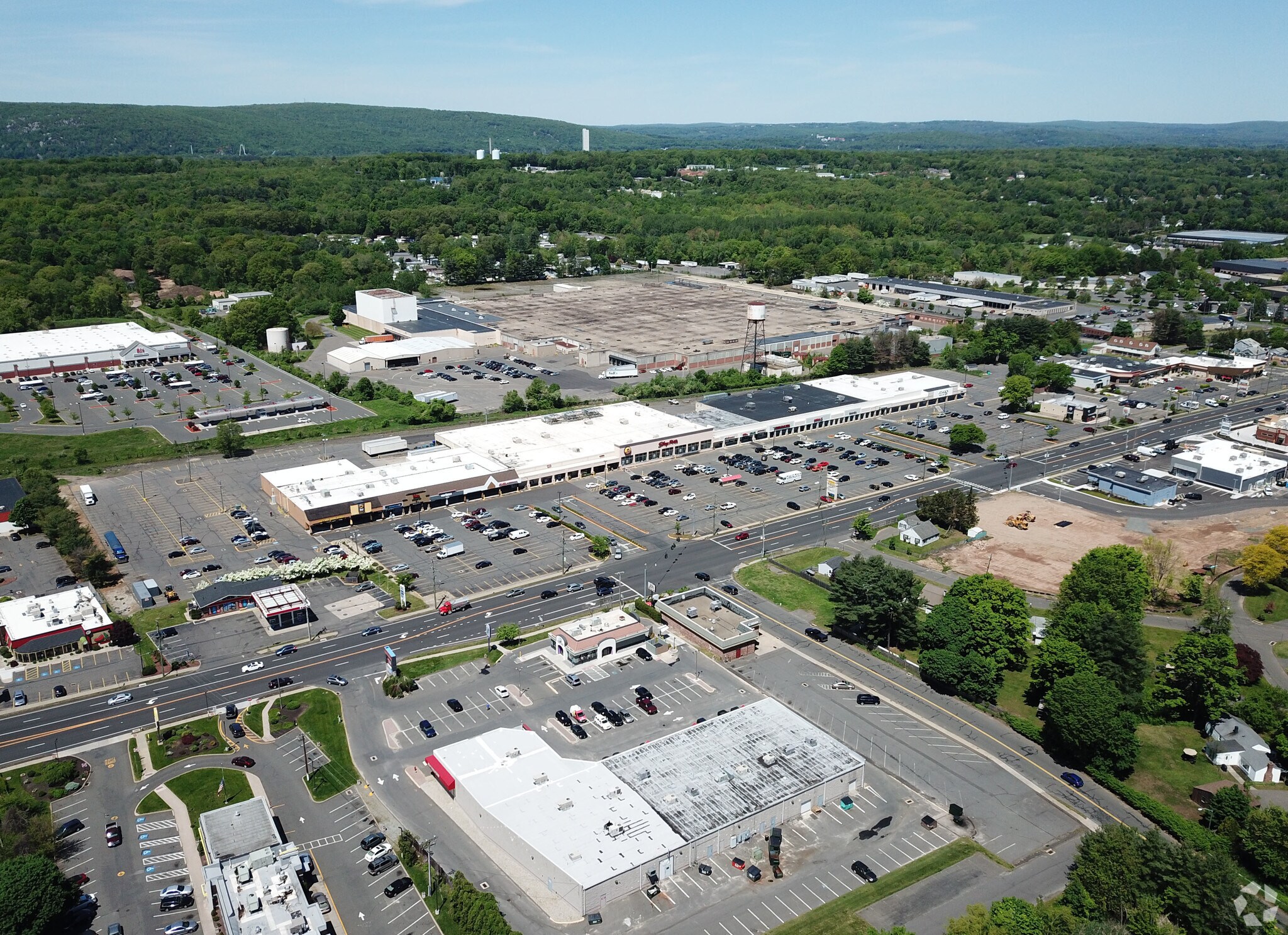 700800 Queen St, Southington, CT 06489 Retail Space for Lease