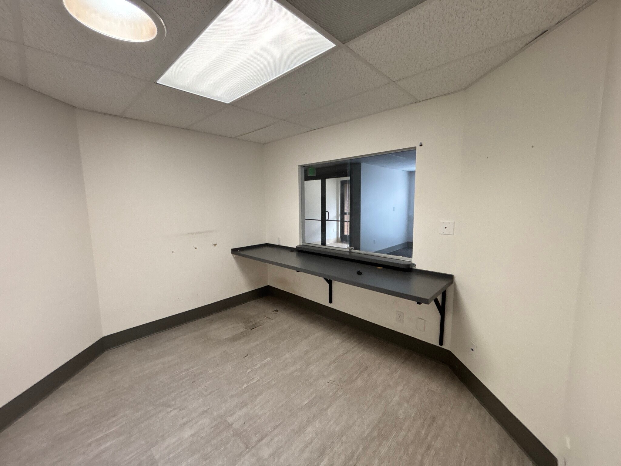 1515-1535 Liberty St SE, Salem, OR for lease Interior Photo- Image 1 of 20
