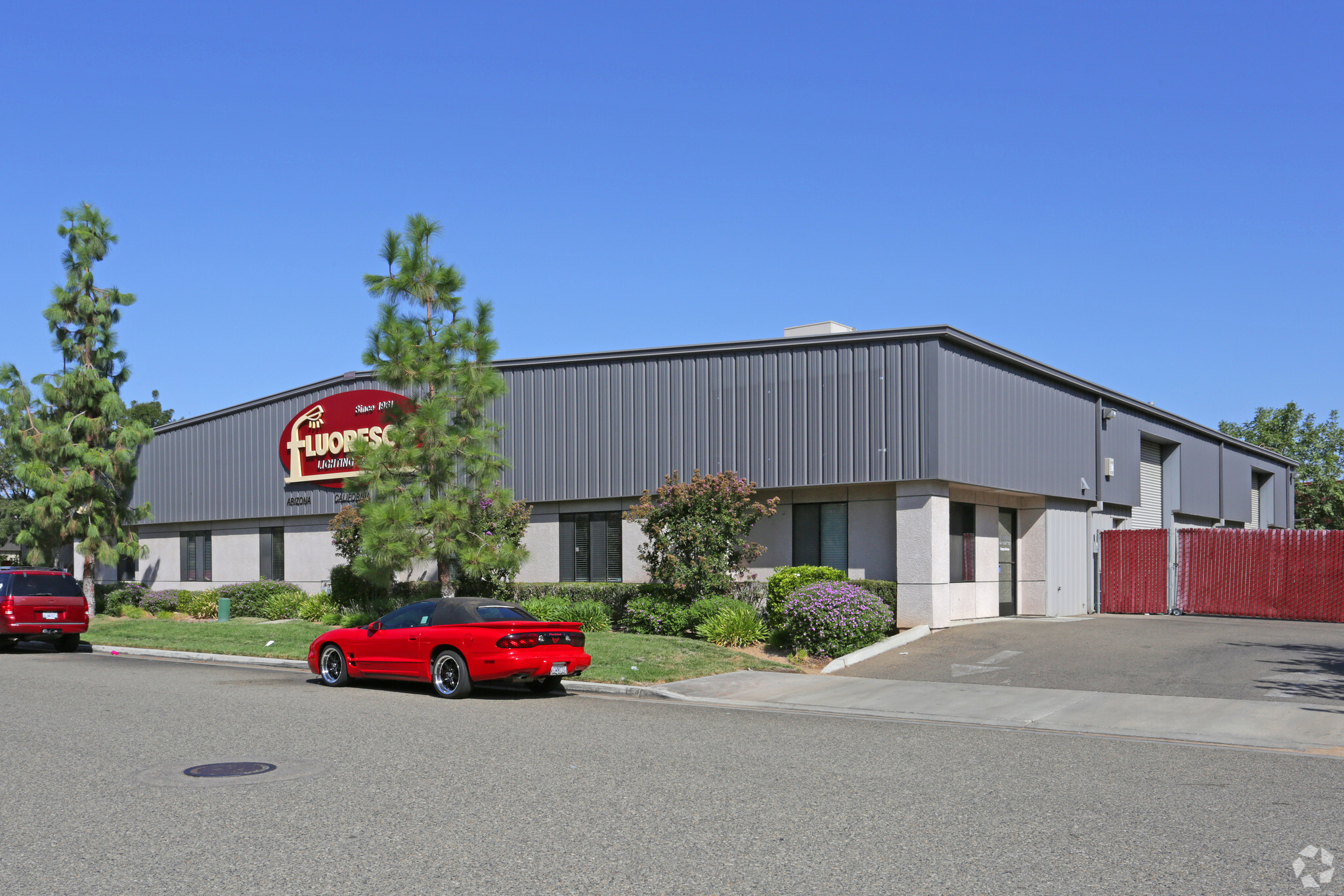 3484 W Gettysburg Ave, Fresno, CA for lease Primary Photo- Image 1 of 5