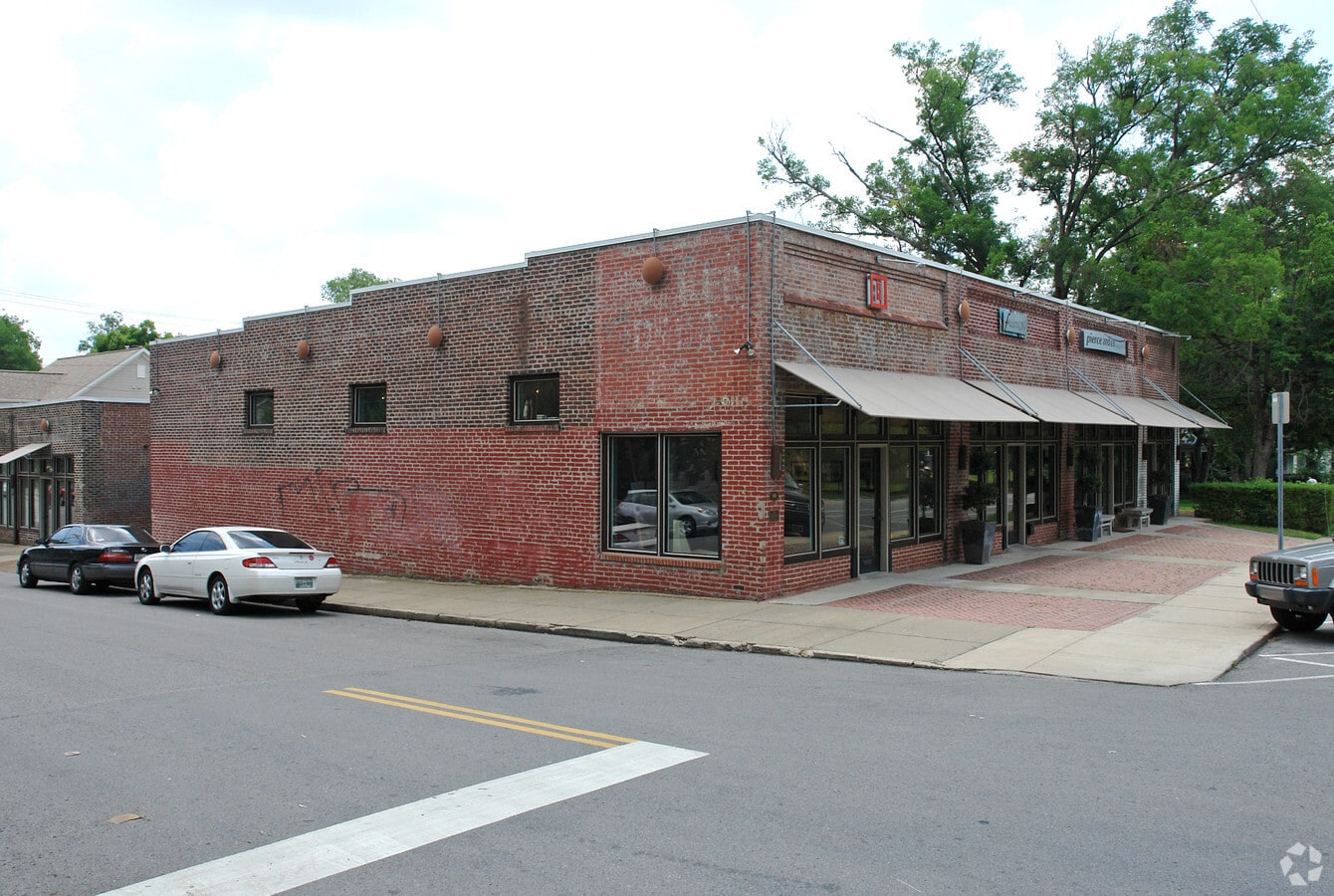 2700 Belmont Blvd, Nashville, TN 37212
