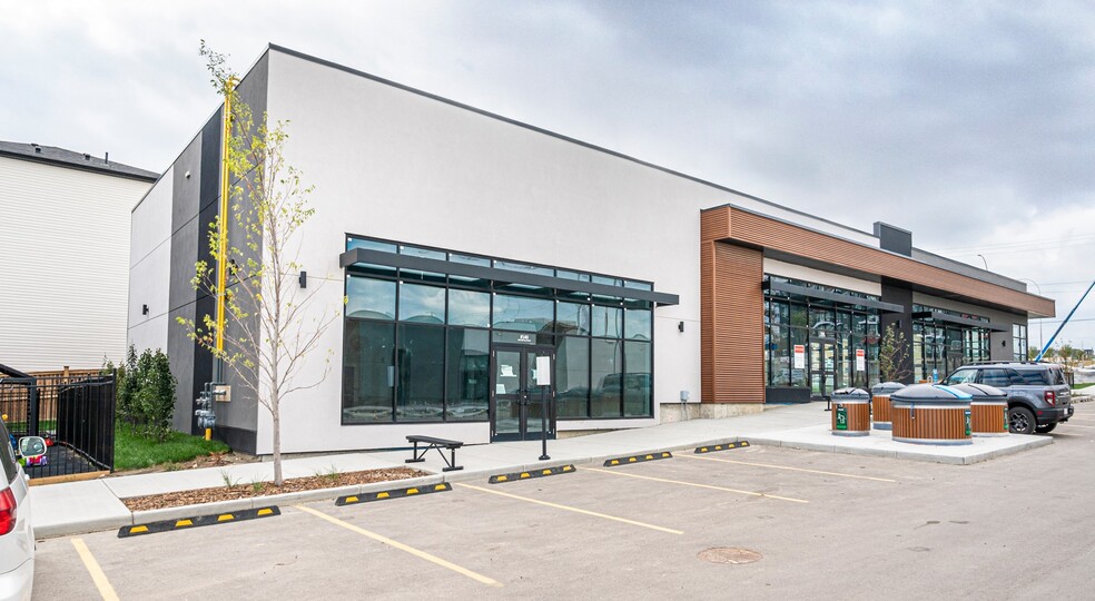 3650 Sage Hill Dr NW, Calgary, AB for lease - Building Photo - Image 1 of 1