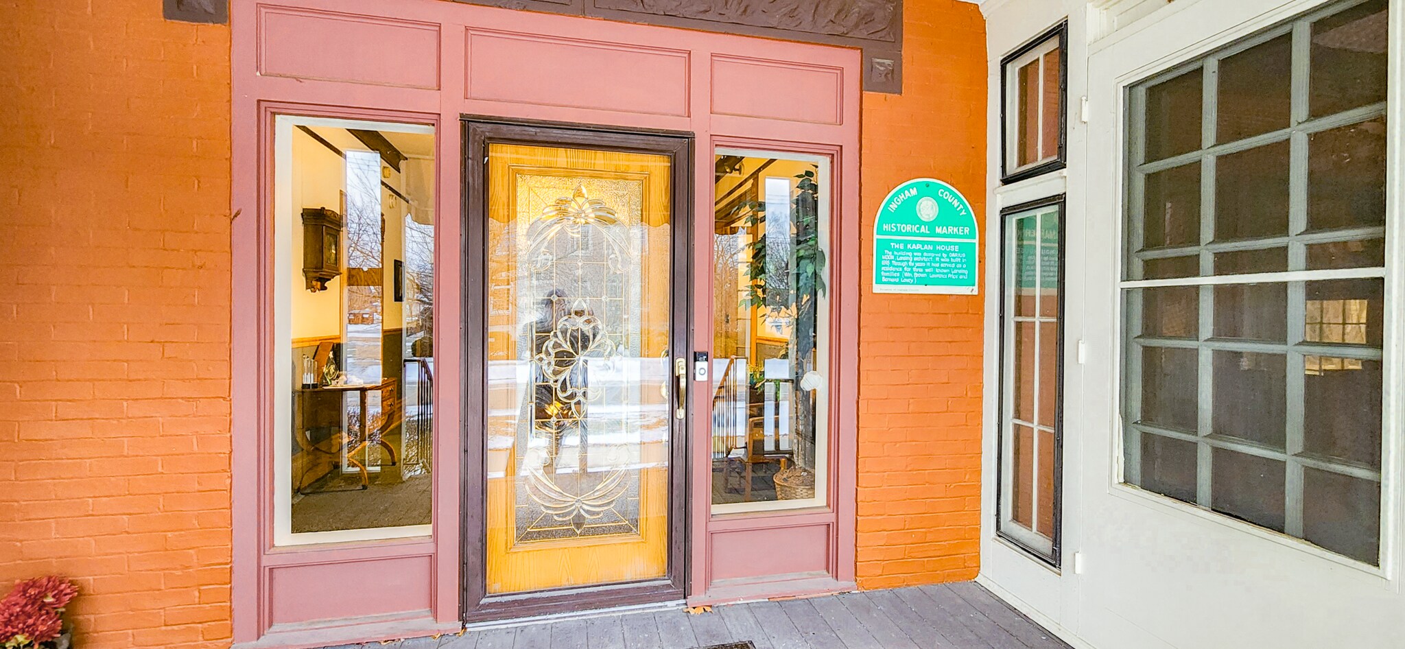 1003 N Washington Ave, Lansing, MI for lease Building Photo- Image 1 of 7