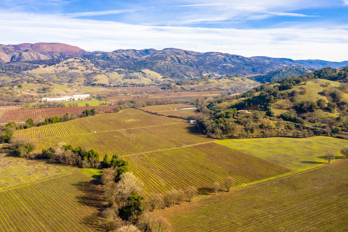 840 McNab Ranch Rd, Ukiah, CA 95482