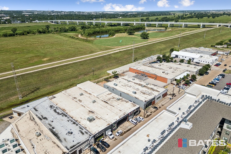 1835-1839 E Levee St, Dallas, TX for sale - Building Photo - Image 2 of 22